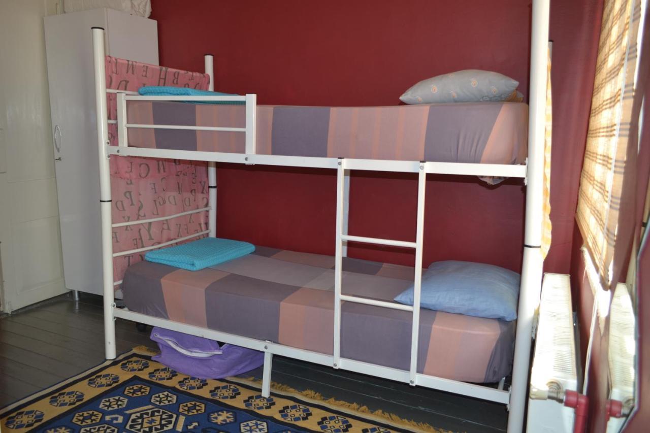 My Happy Home Hostel Ізмір Екстер'єр фото