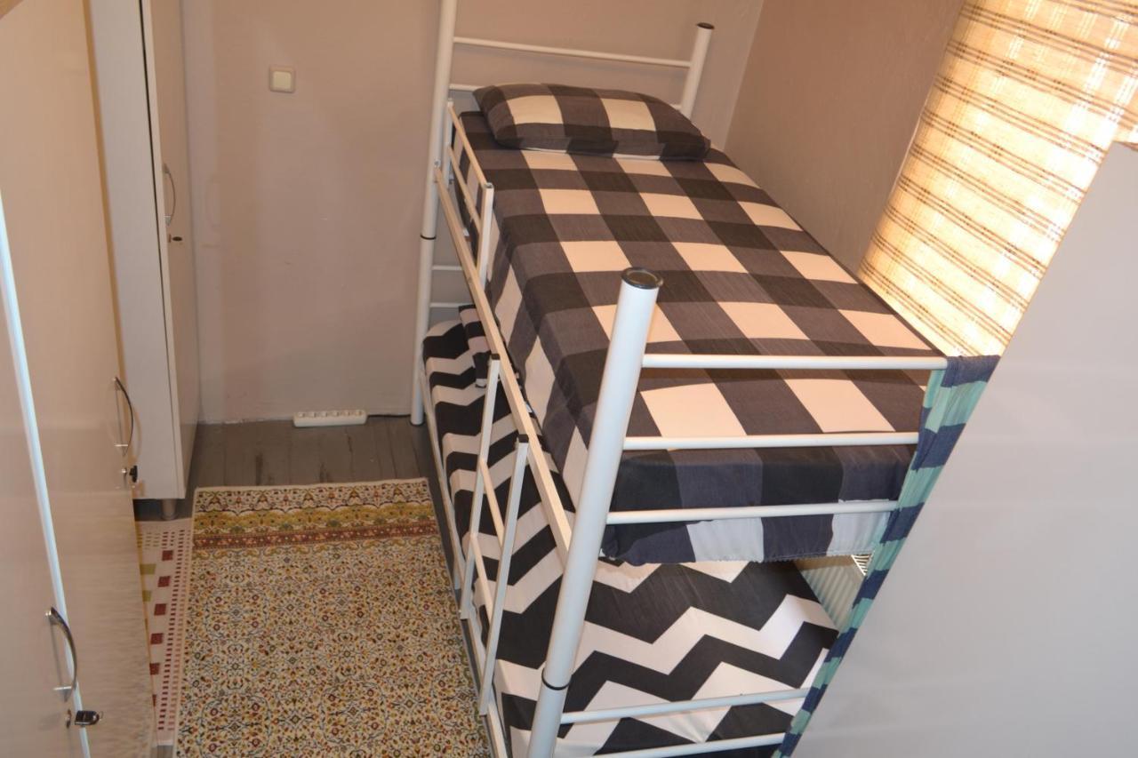 My Happy Home Hostel Ізмір Номер фото